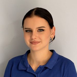 Portraitfoto von Frau Lüneborg